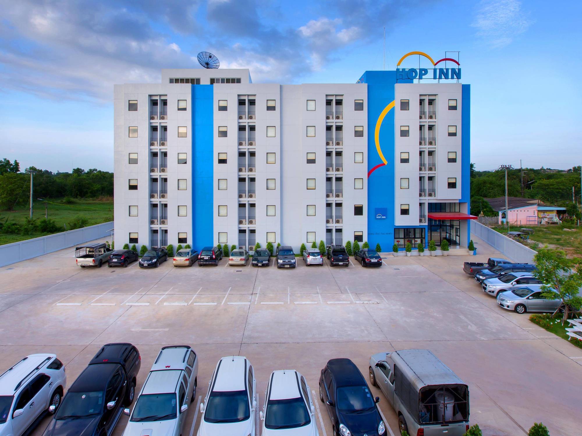 Hop Inn Surat Thani Exterior photo